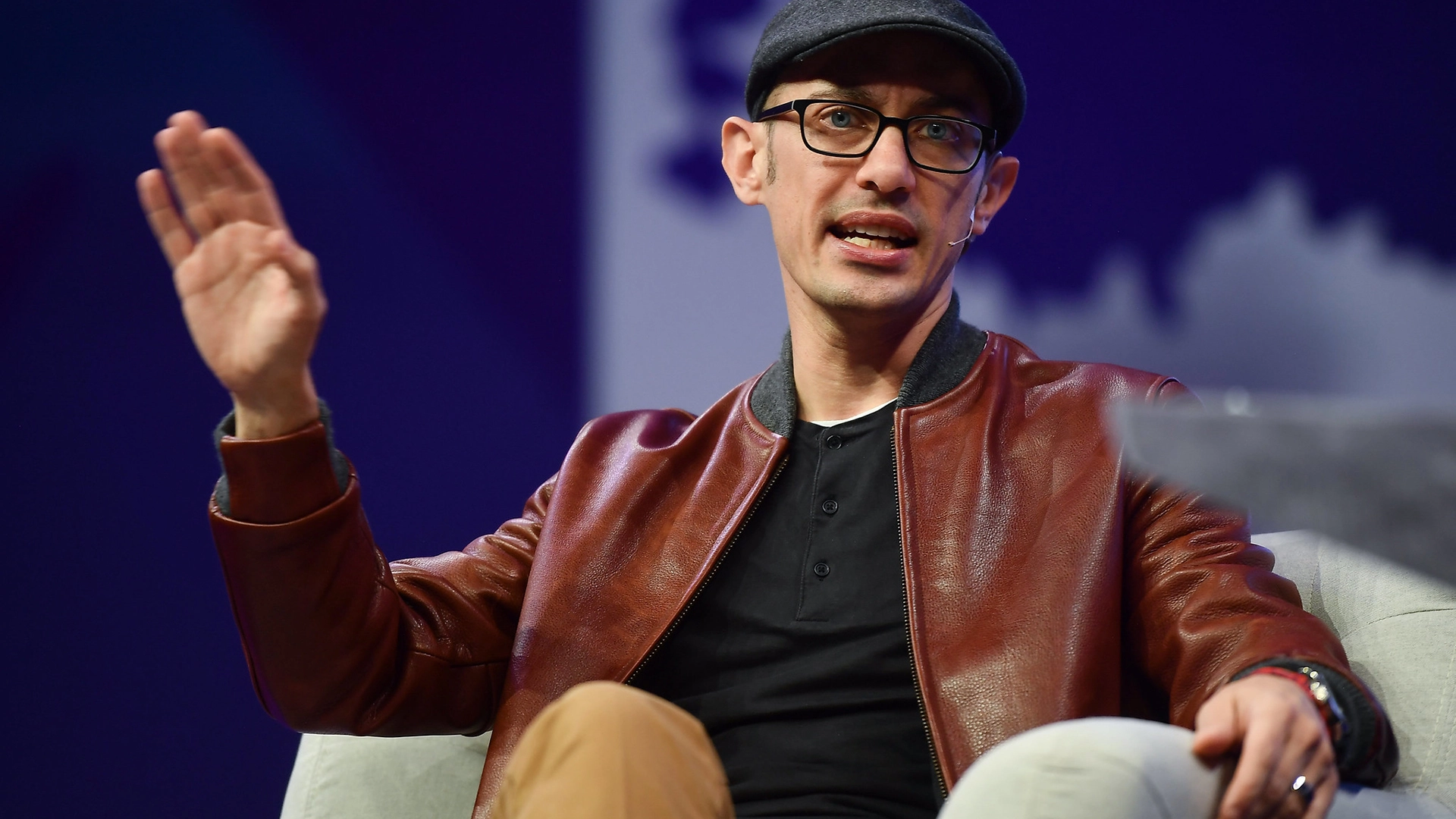Shopify CEO: AI가 해당 직무를 수행할 수 없음을 증명하지 않으면 새로운 인력을 고용하지 않겠다