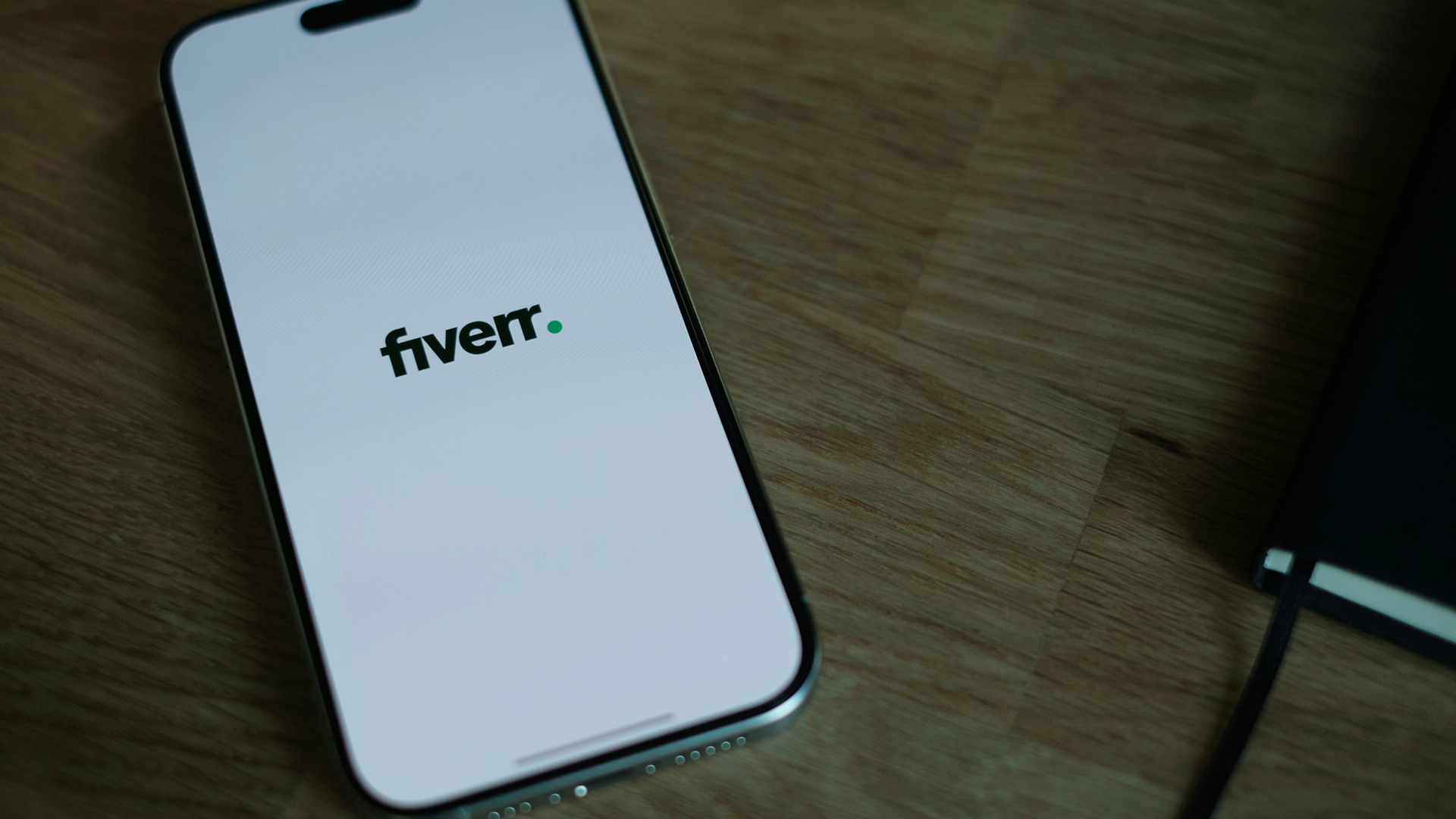피버, AI 구조로 전환하며 직원의 30%를 해고
